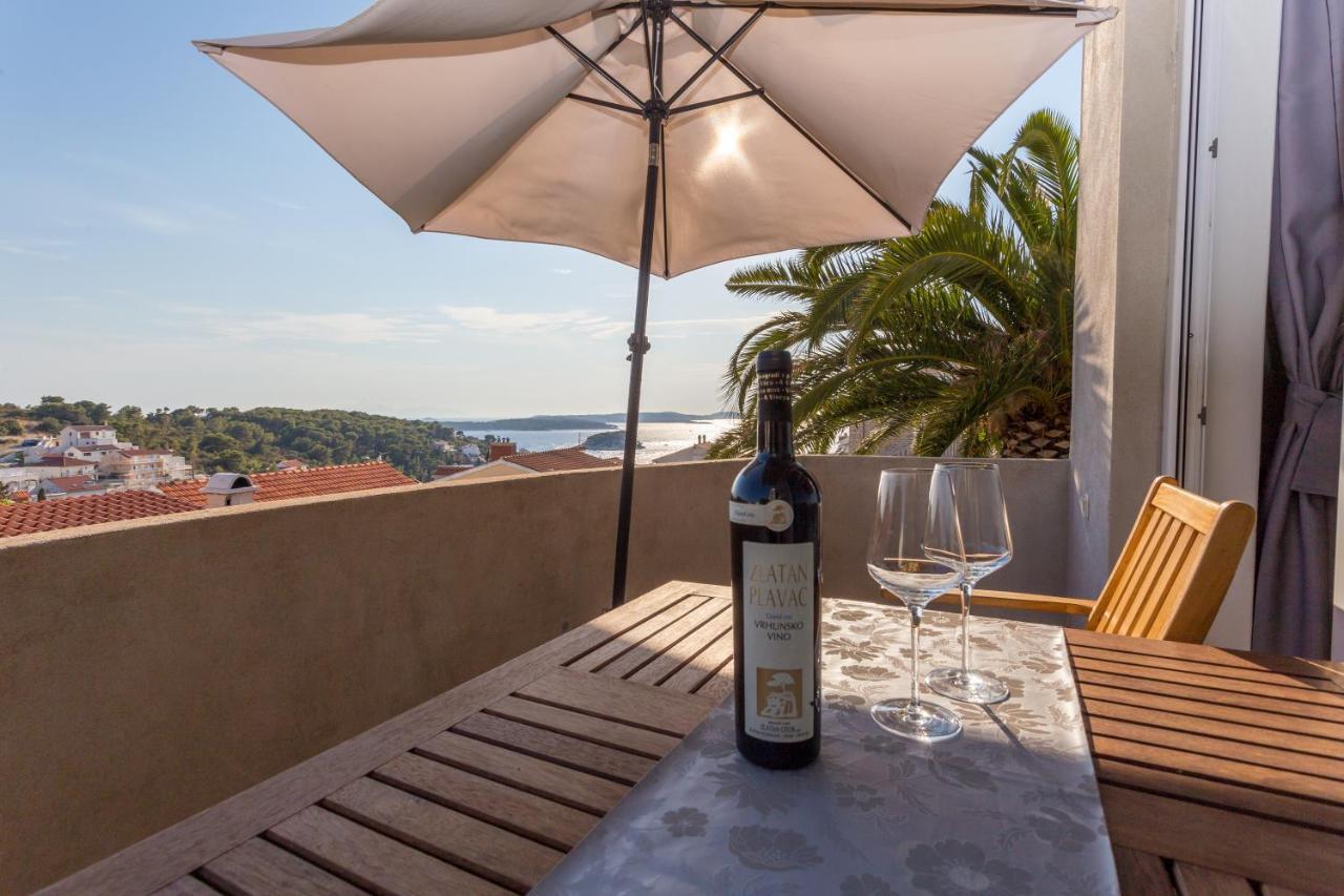 Apartman Lucy Hvar Town Exterior foto