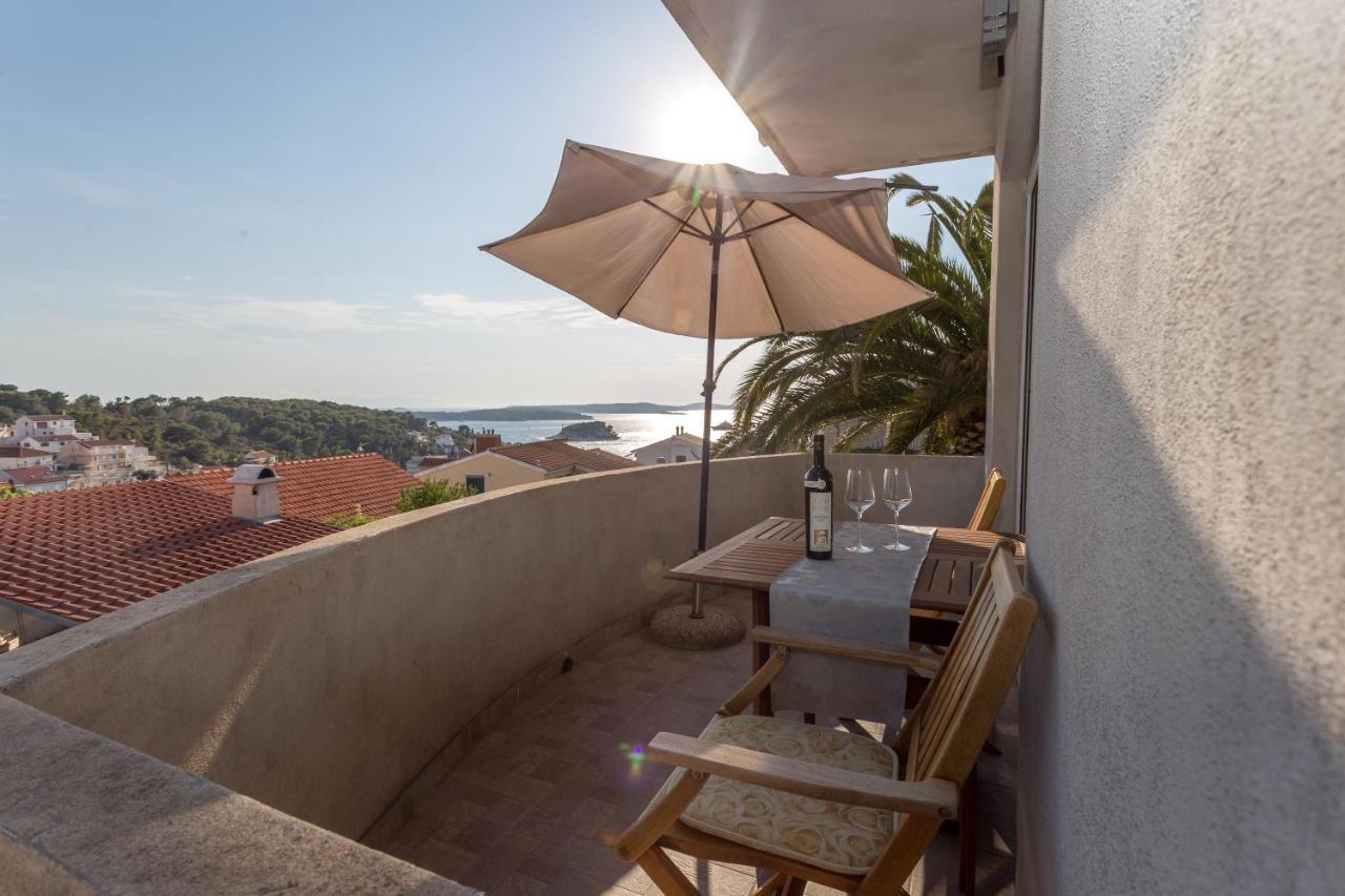 Apartman Lucy Hvar Town Exterior foto