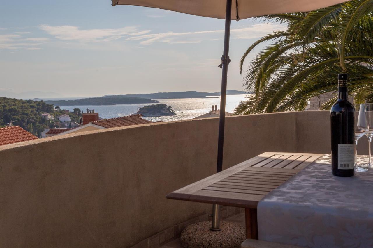 Apartman Lucy Hvar Town Exterior foto
